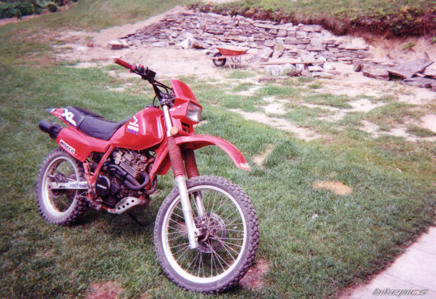Photo 745811