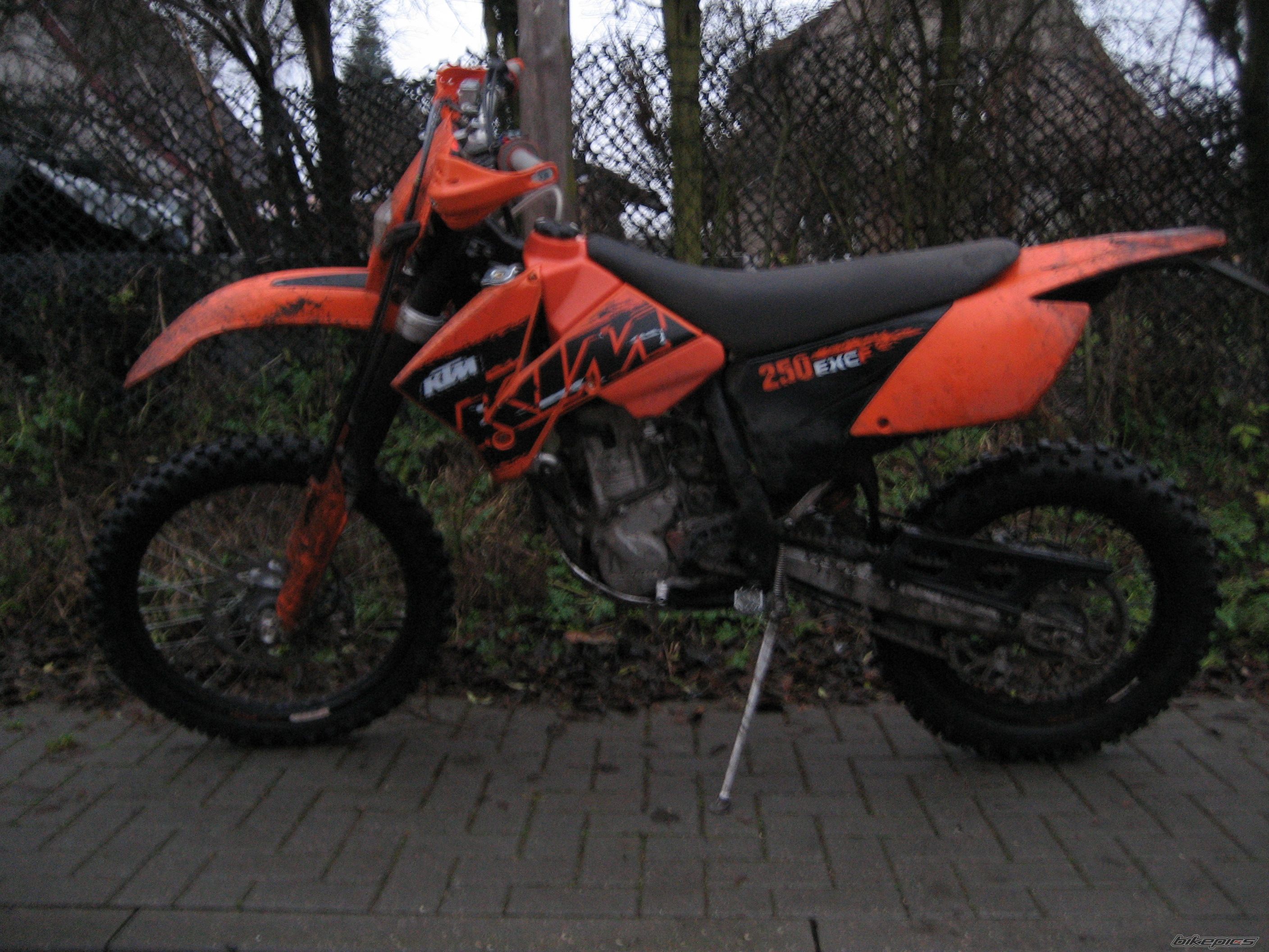 Photo 746902