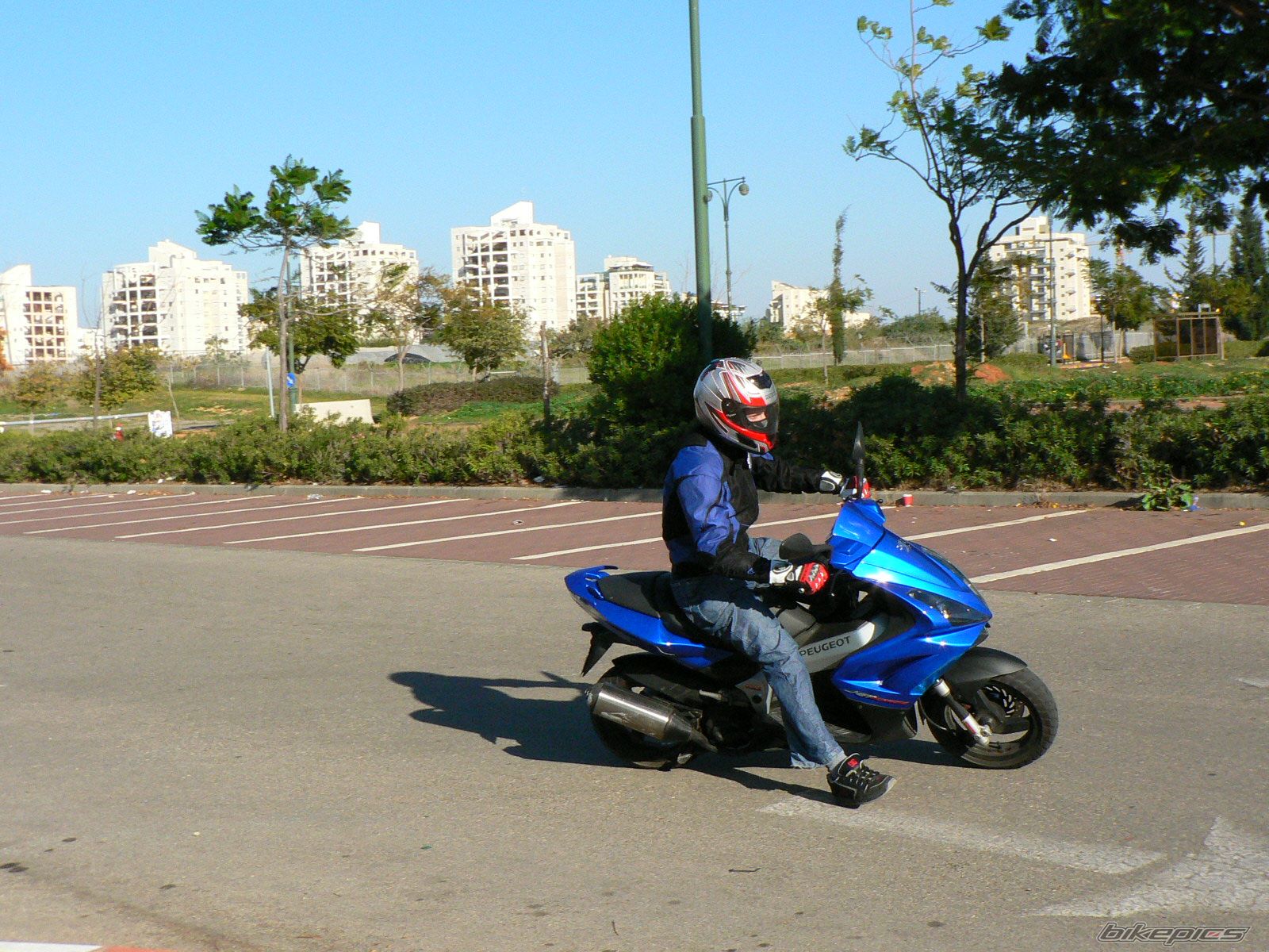 Photo 747834
