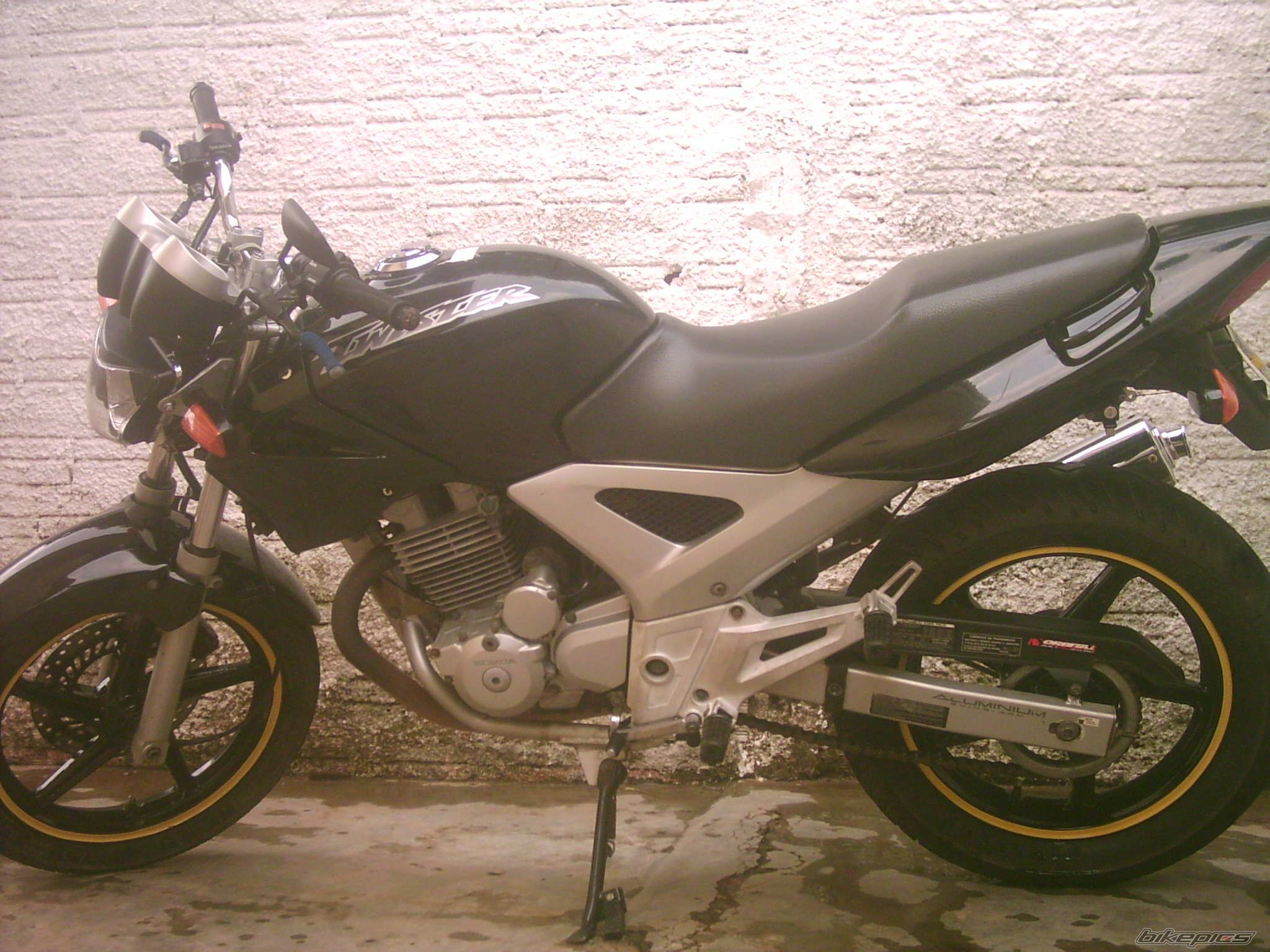 Photo 747981