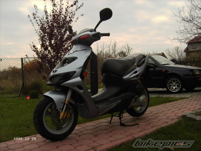 Photo 748699