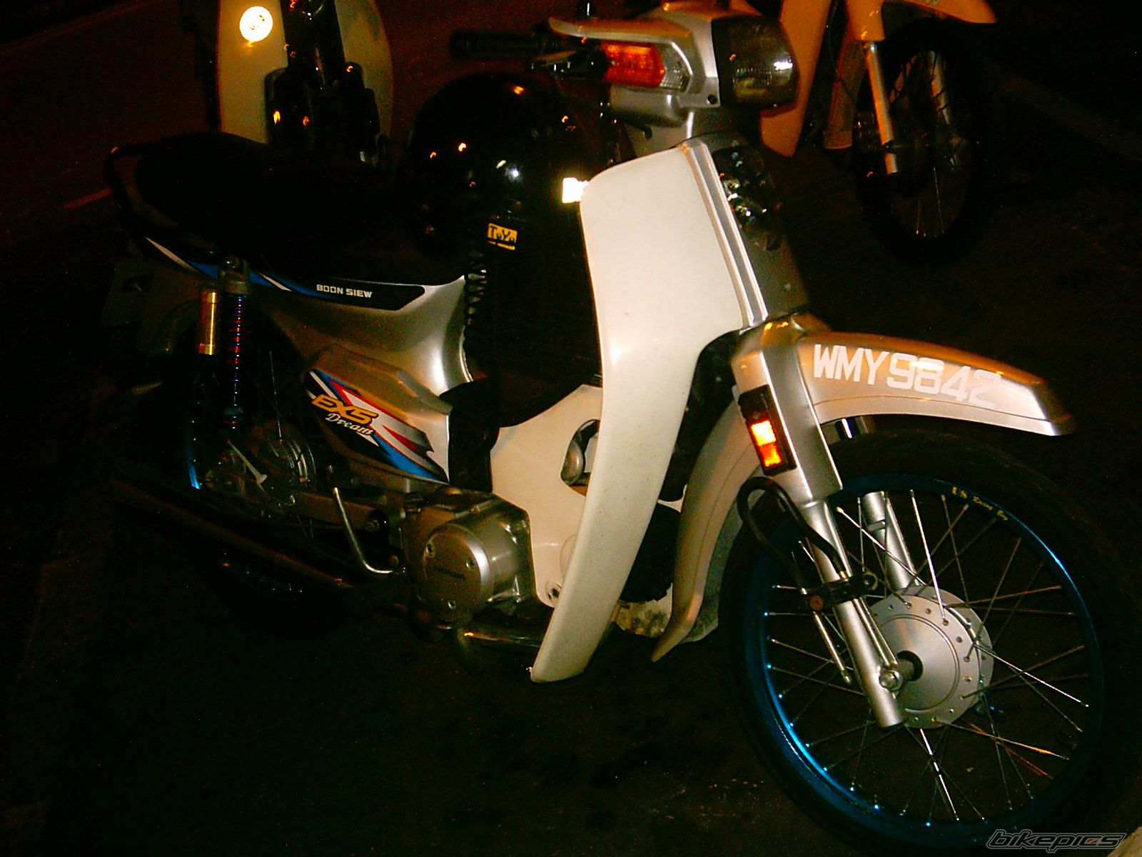 Photo 748901