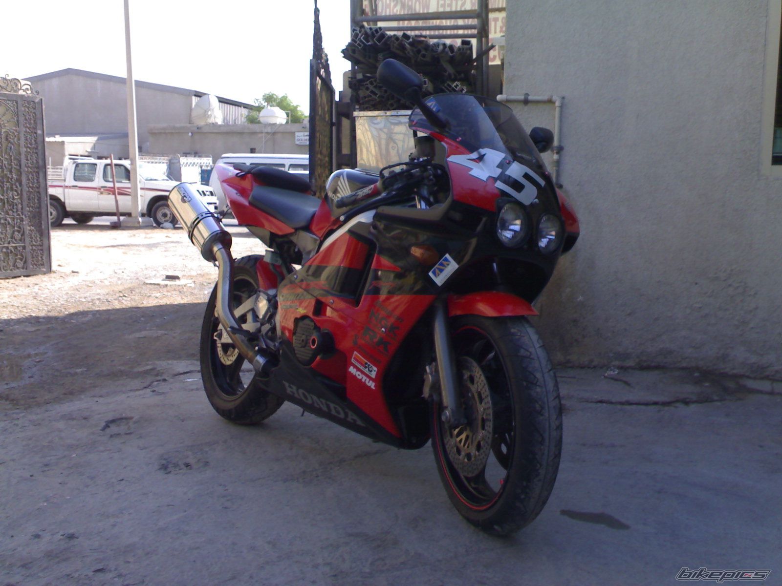 Photo 750928