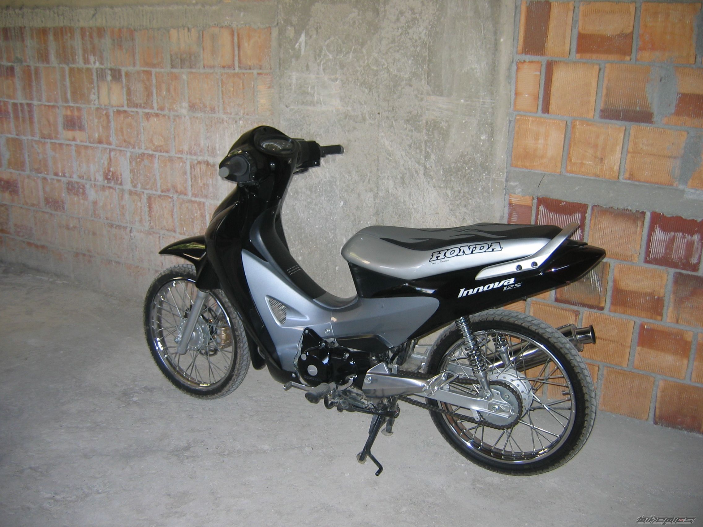 Photo 752703