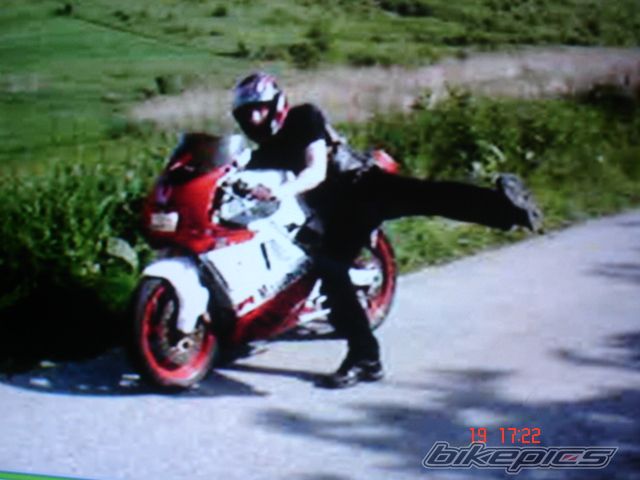 Photo 752895