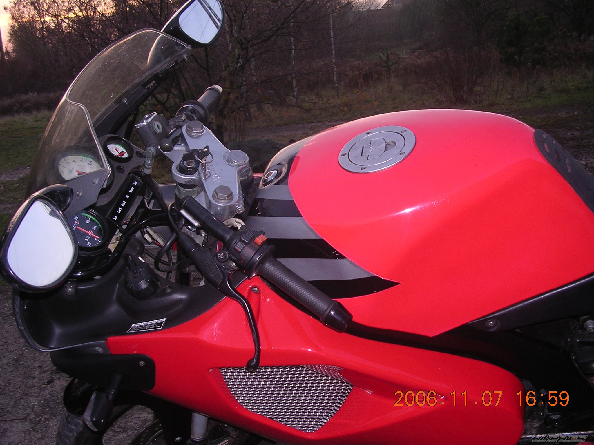 Photo 753208