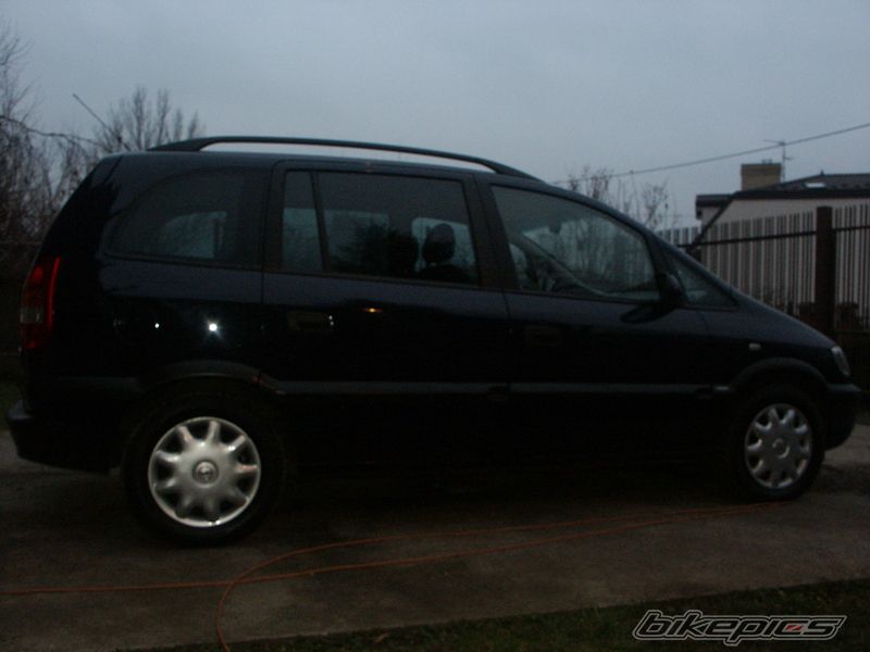 Photo 755810