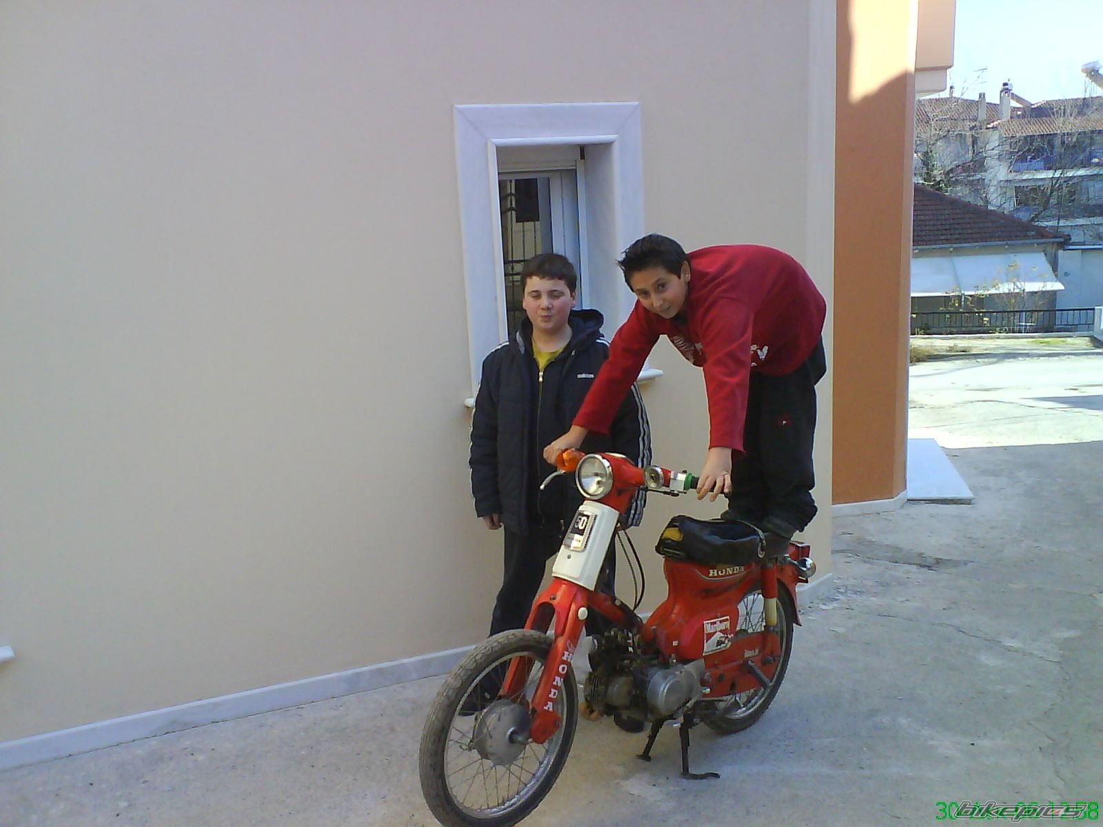Photo 758419