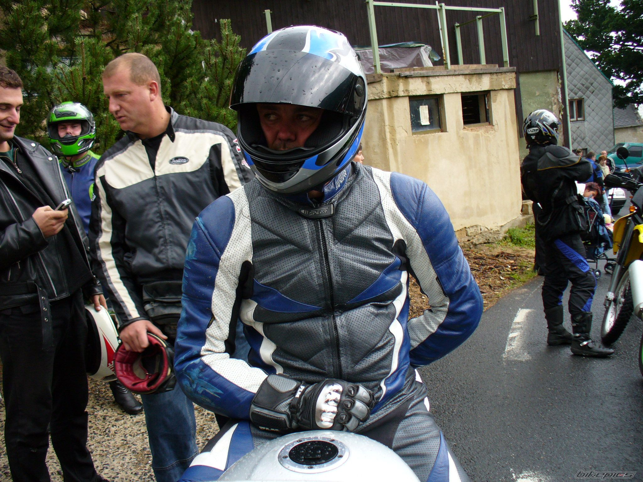 Bike Photo 759526
