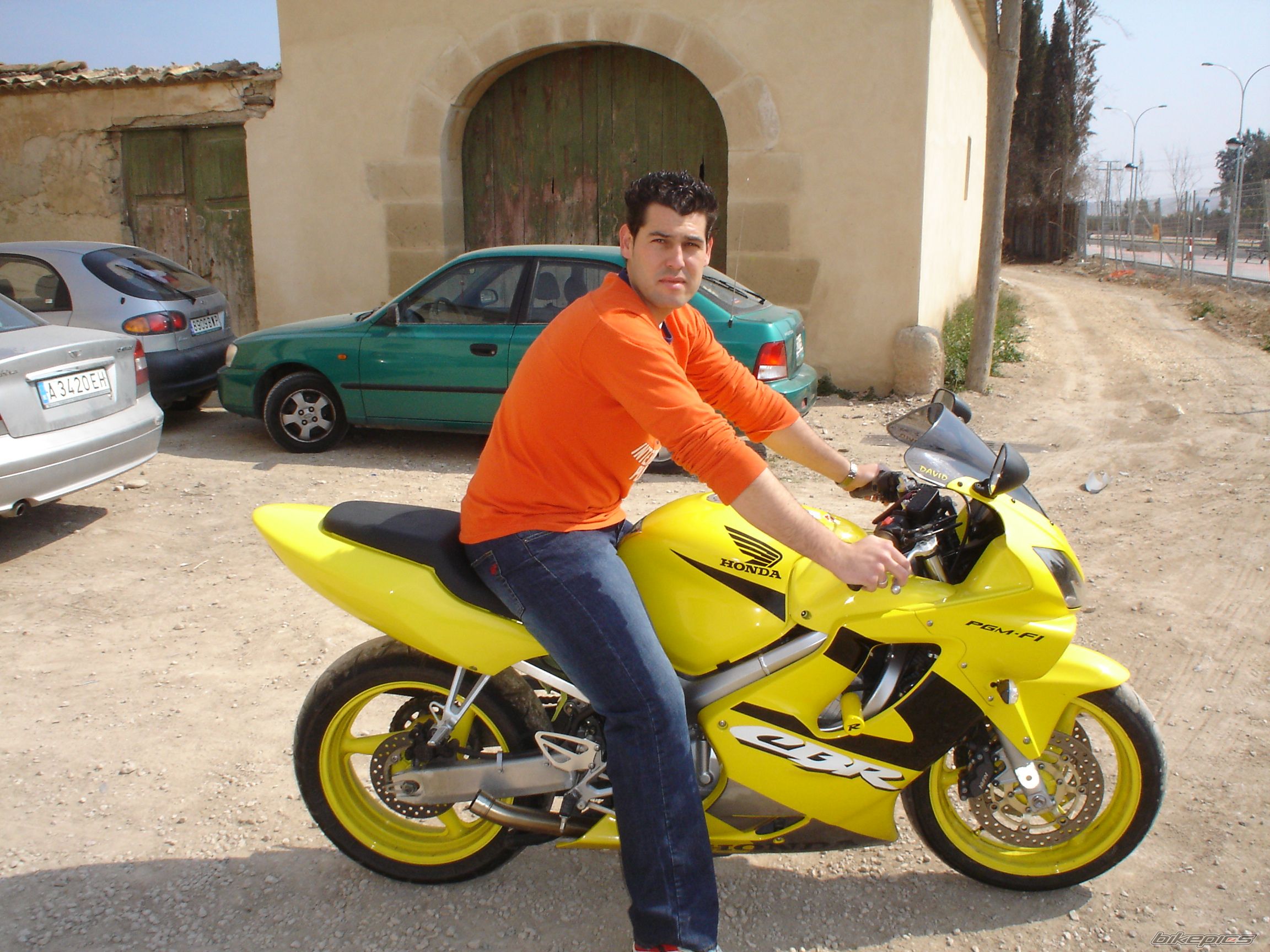 Bike Photo 762011