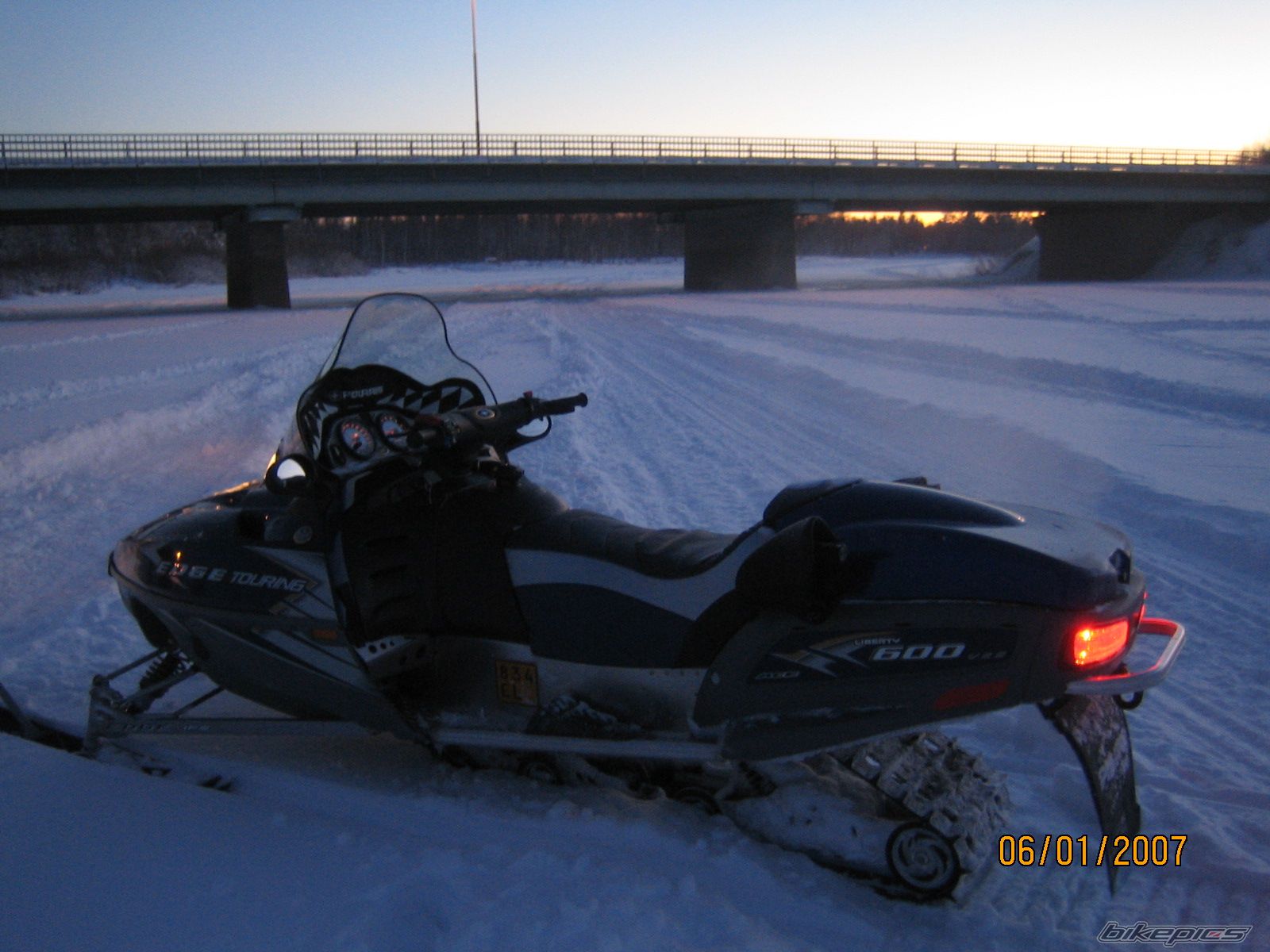 Photo 764435