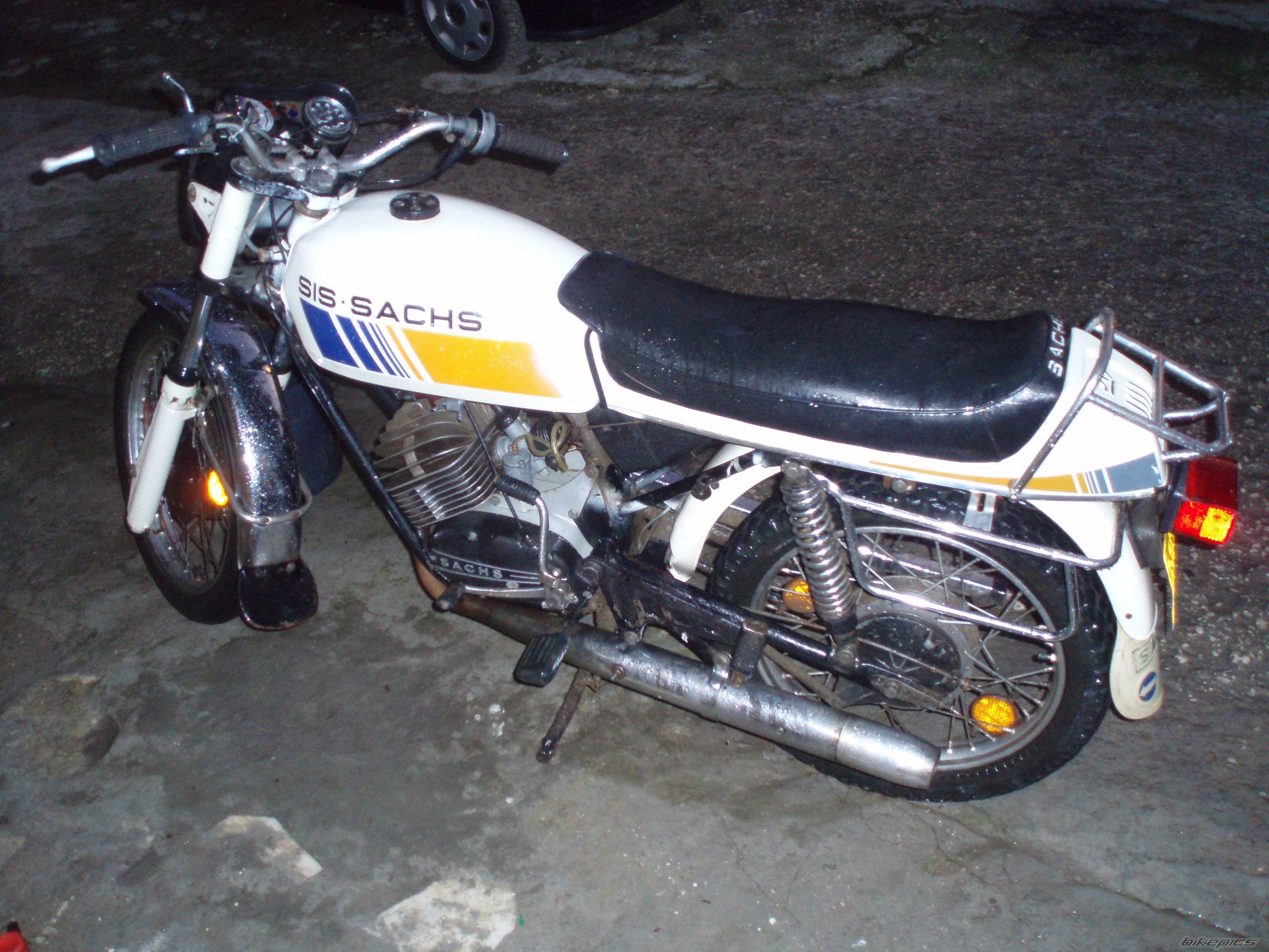 Photo 765992