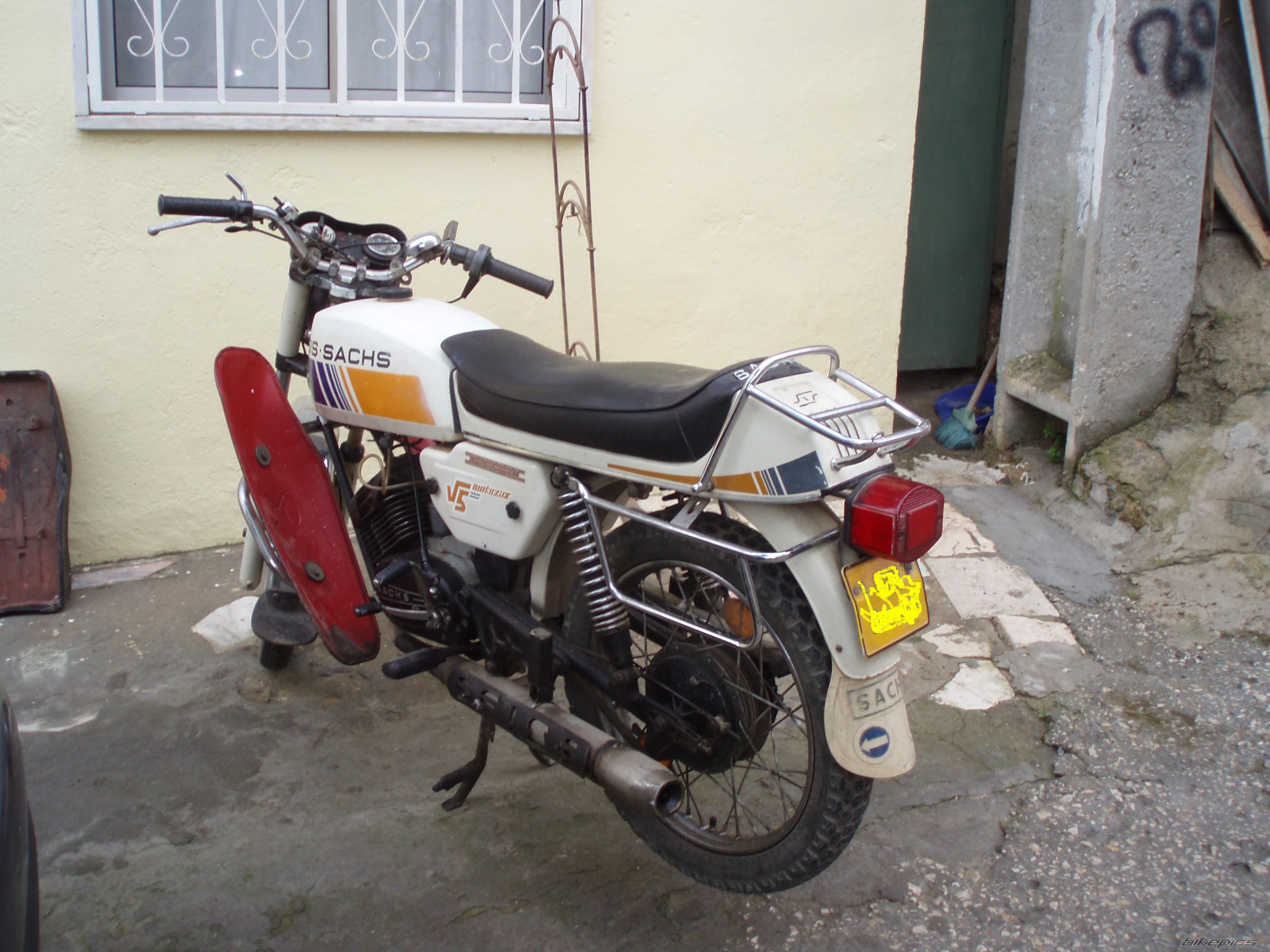 Photo 766042