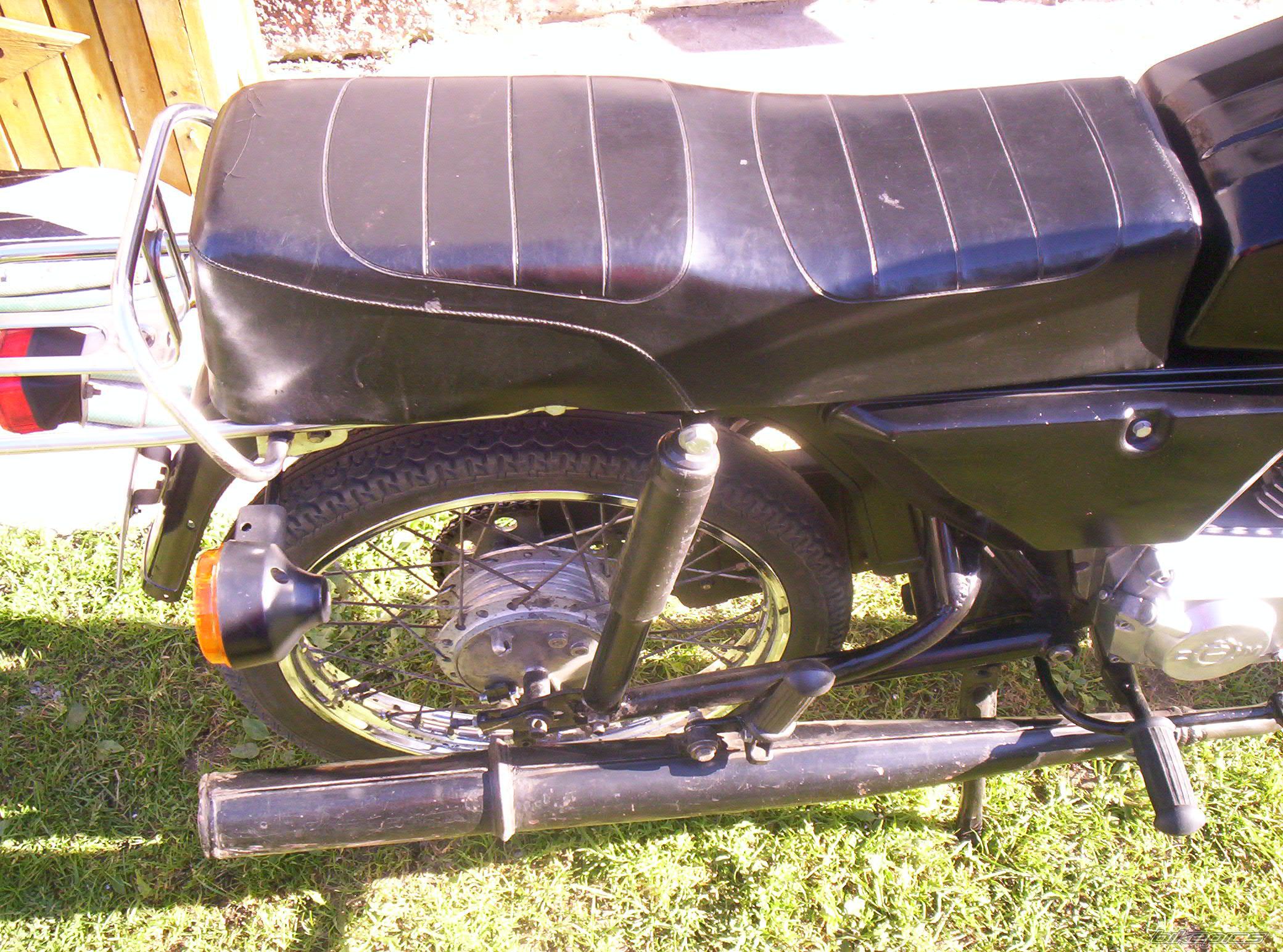 Photo 768095