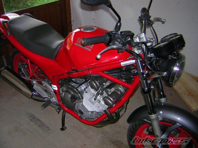 Photo 775495