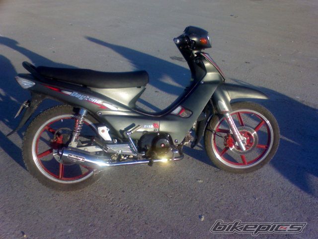 Photo 775810