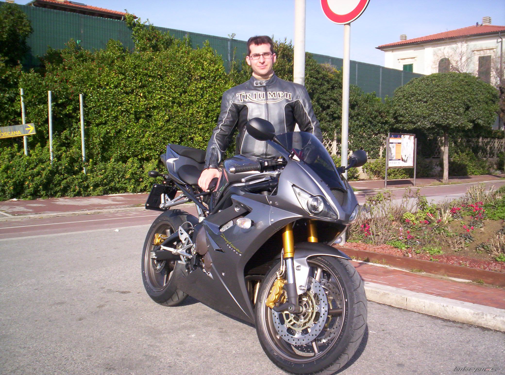 Photo 777249
