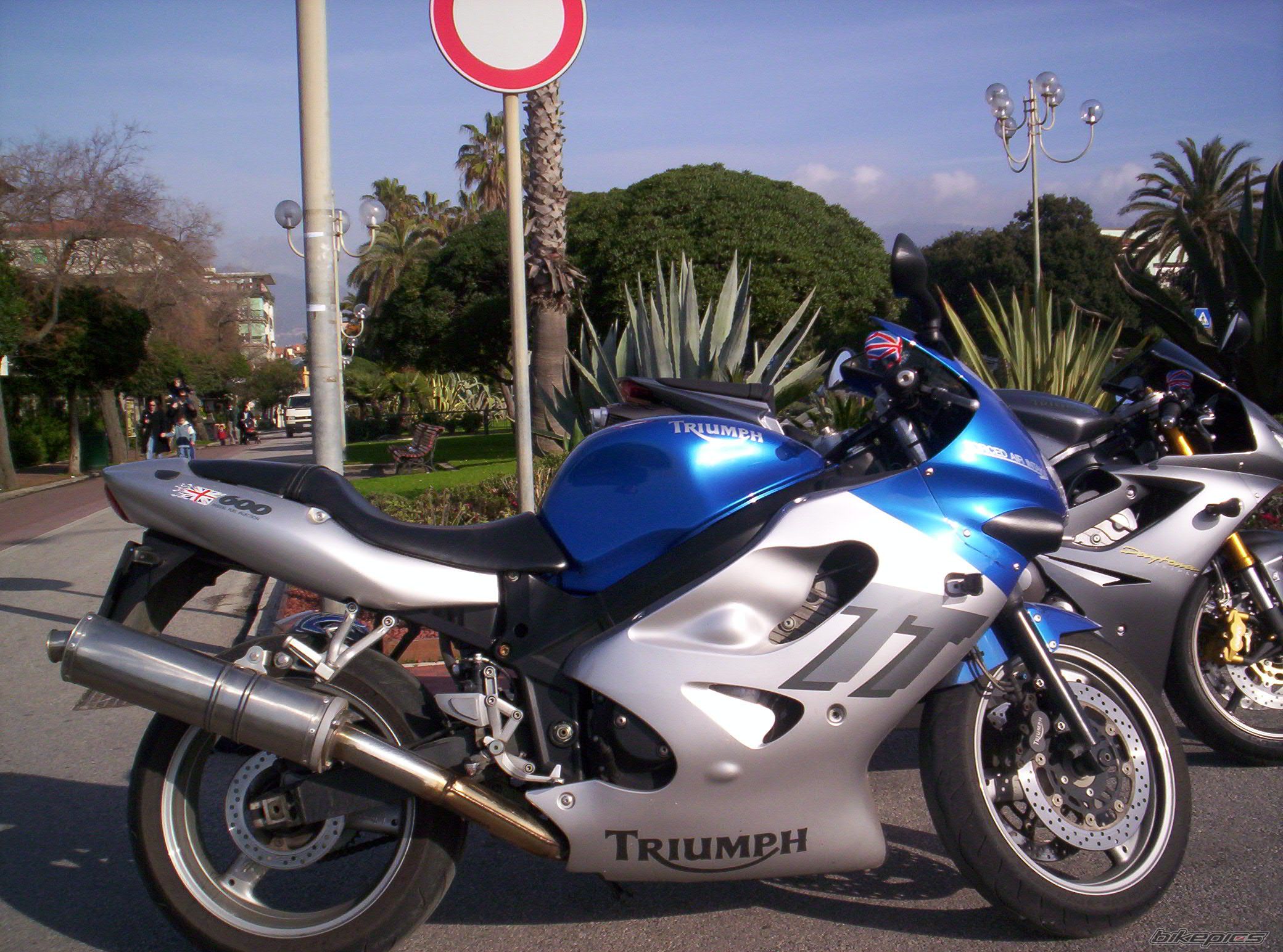 Photo 777257