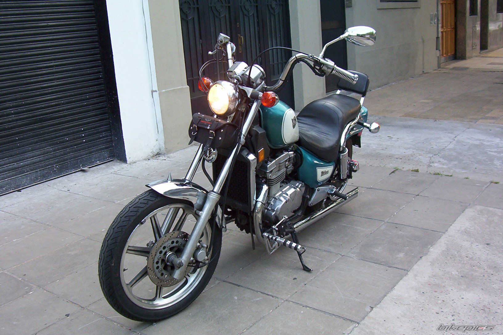 Photo 778411