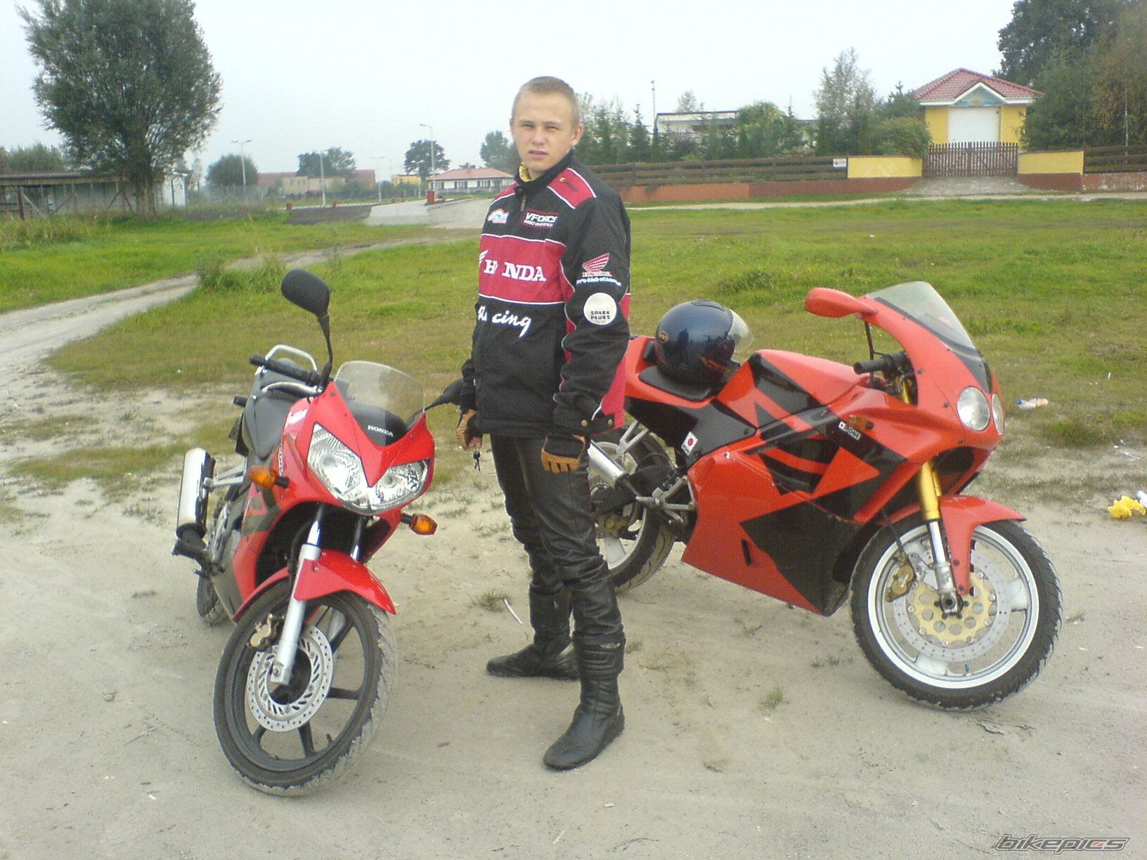 Photo 779820