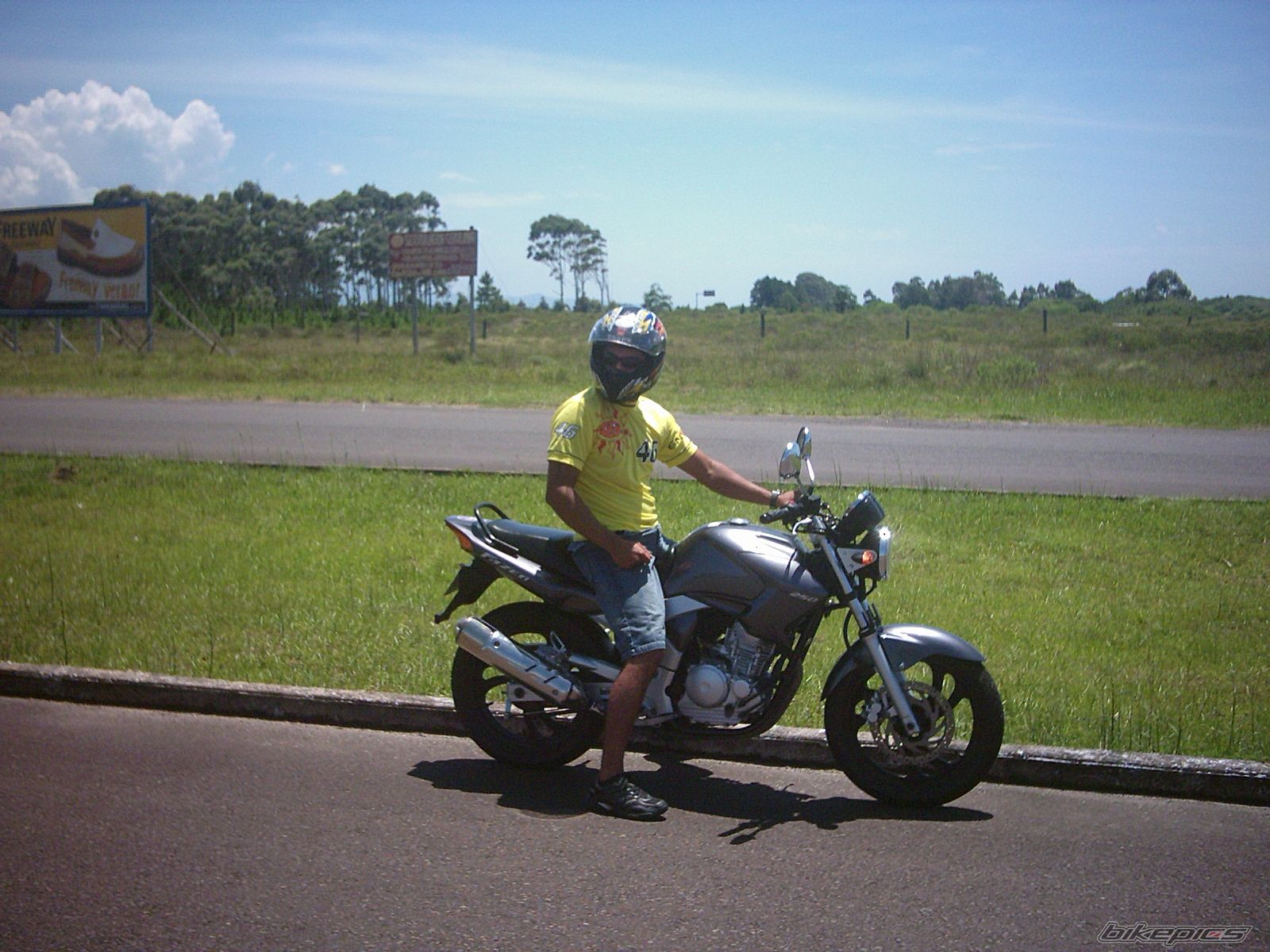 Photo 781384