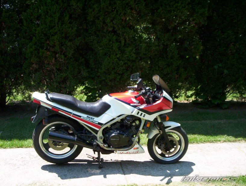 Photo 782829