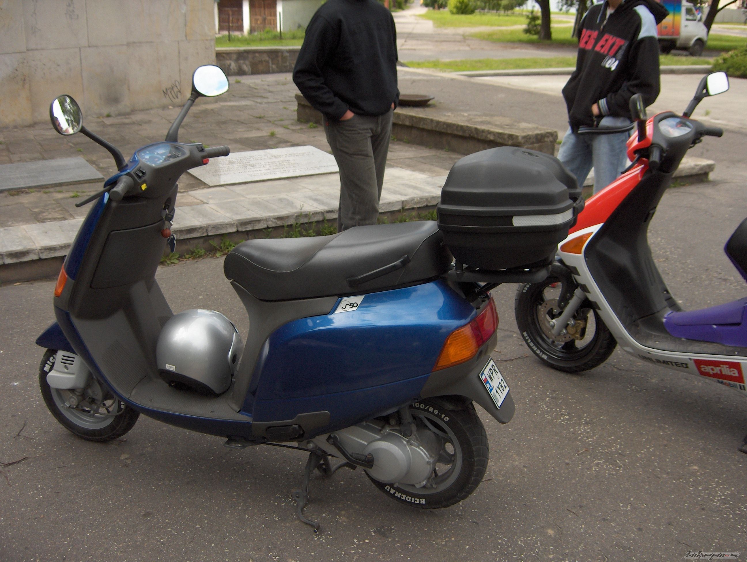 Photo 783698