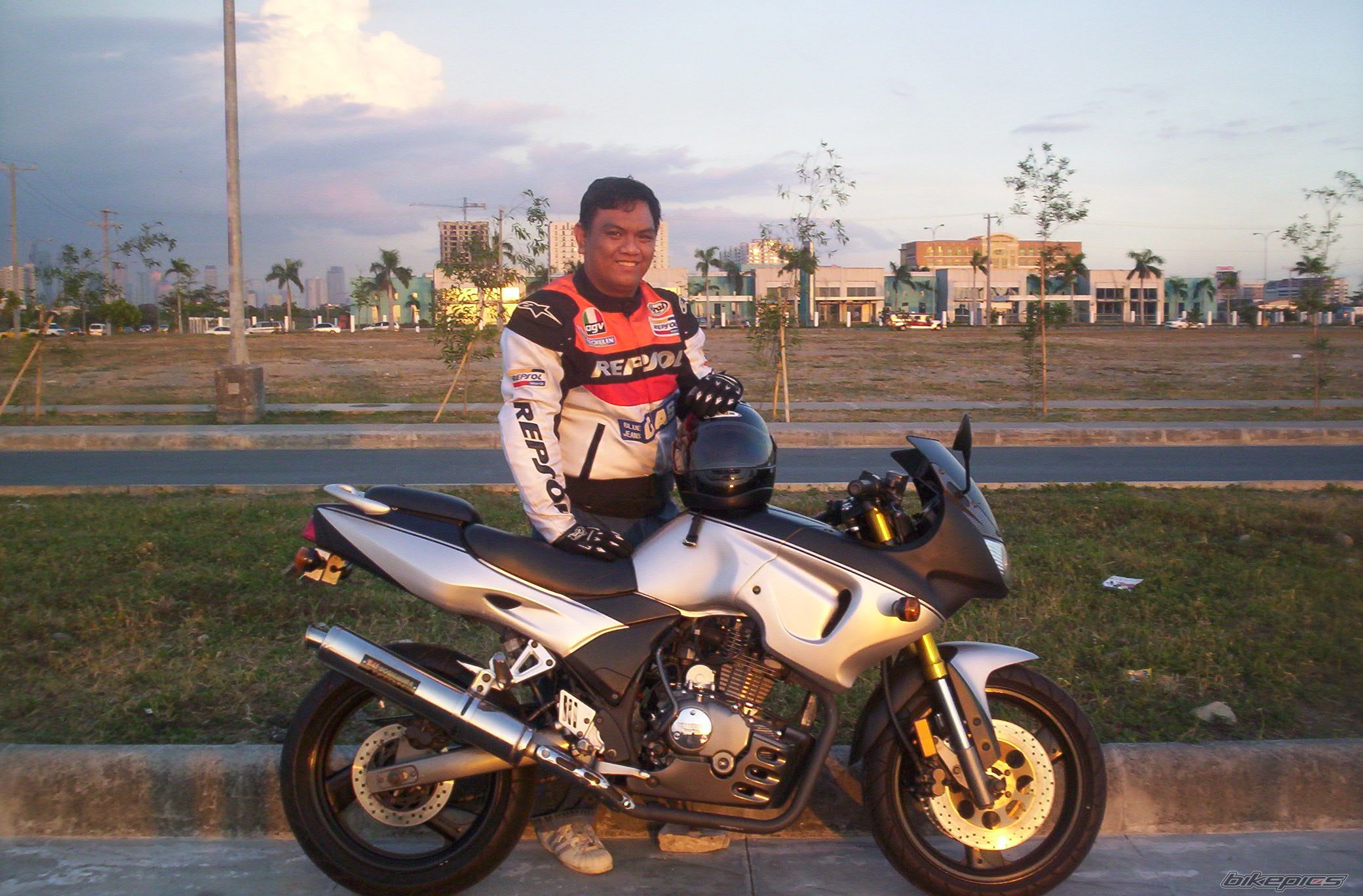 Photo 783843