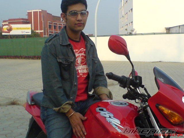 Photo 784007