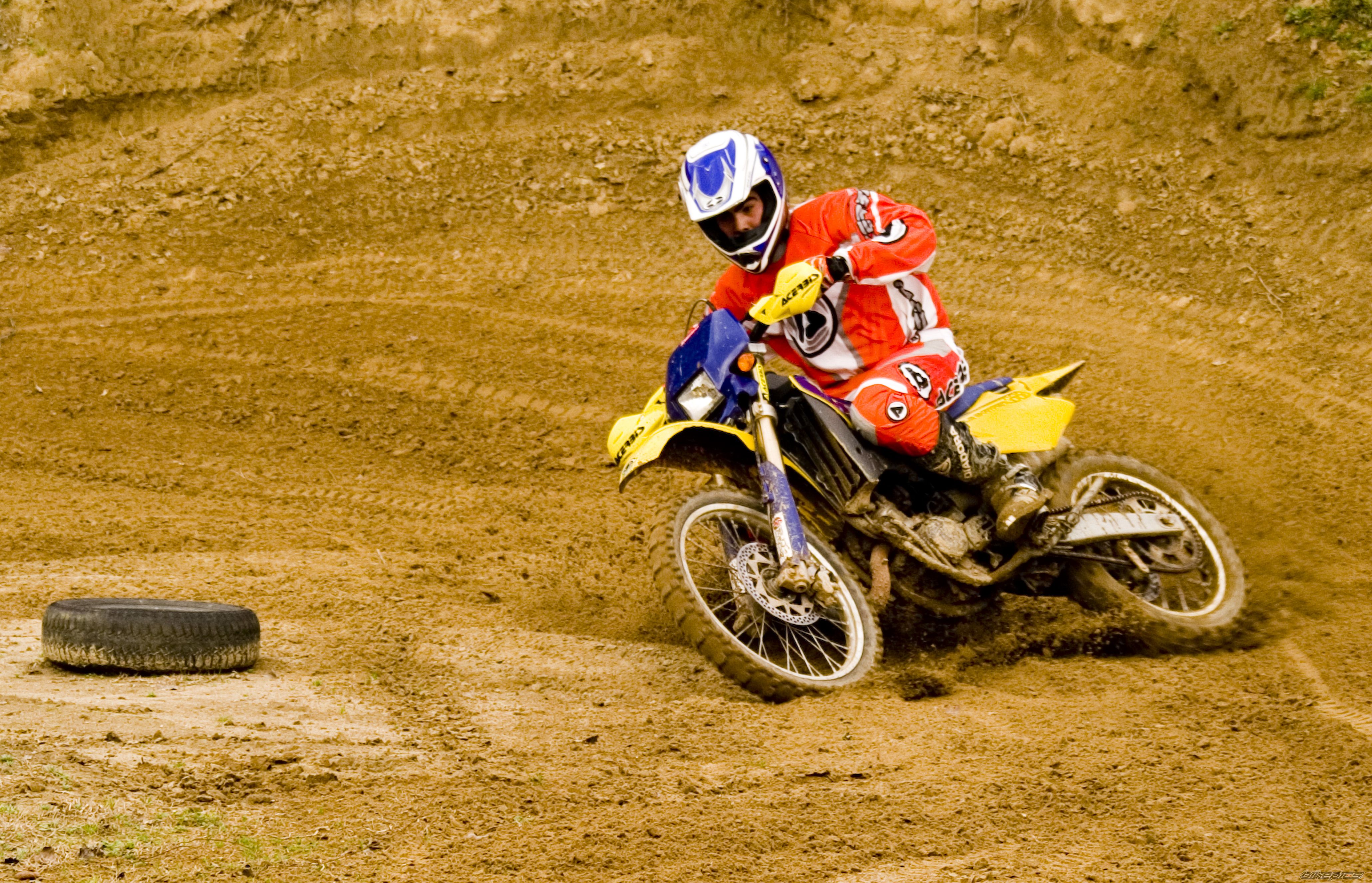 Bike Photo 784028