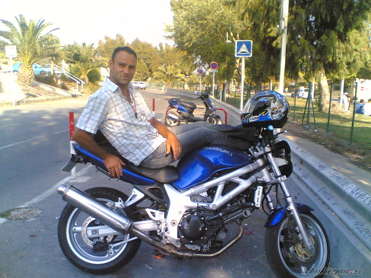 Bike Photo 784038