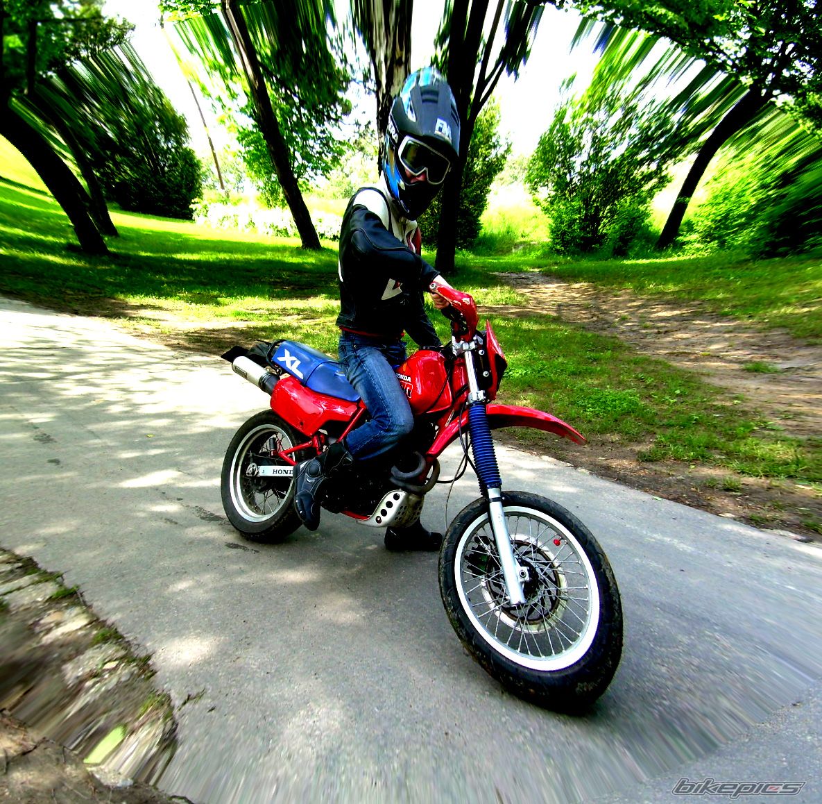 Bike Photo 784340