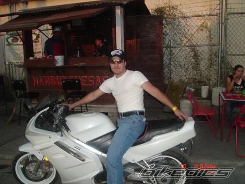 Photo 786975