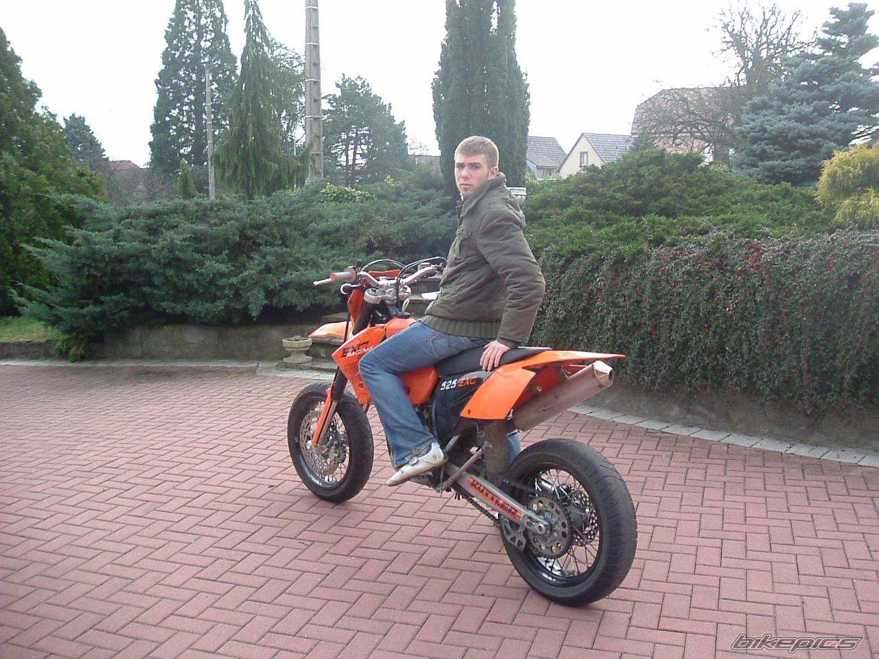 Bike Photo 788057