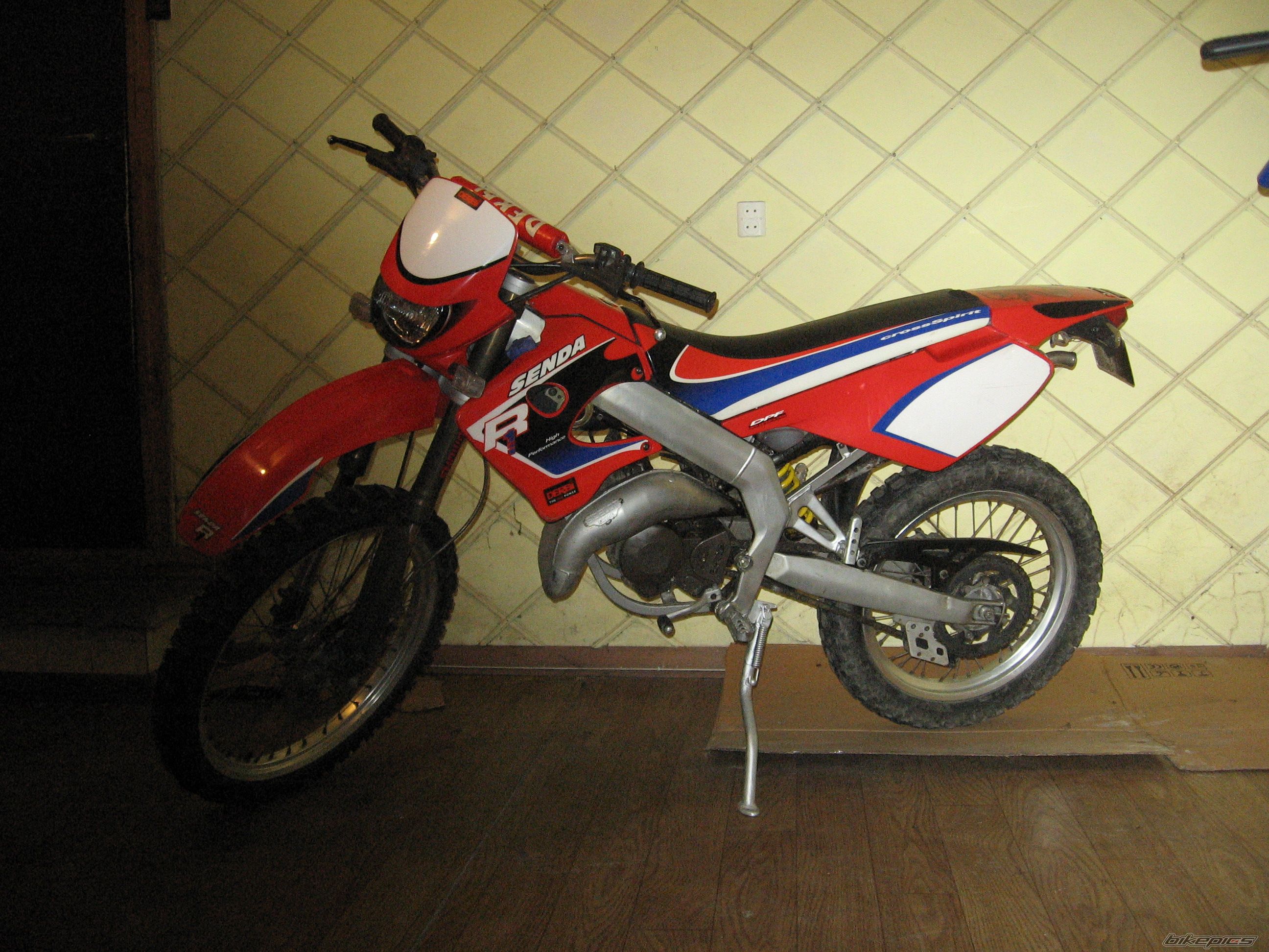 Photo 798417