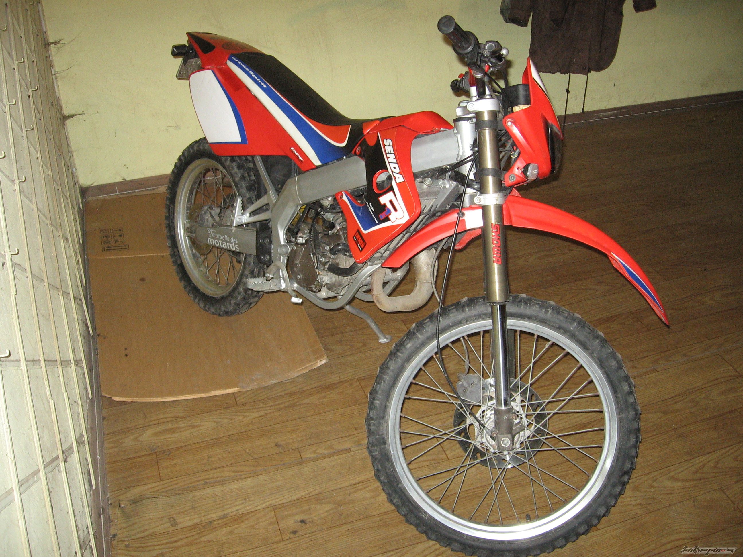 Photo 798438