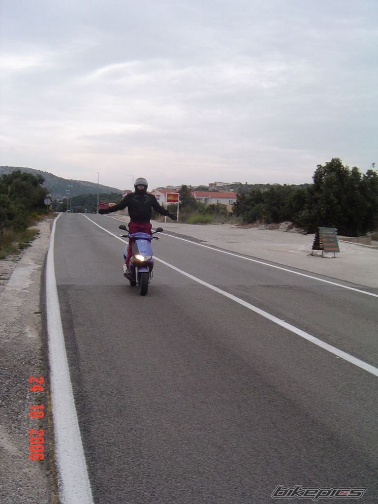 Photo 798893
