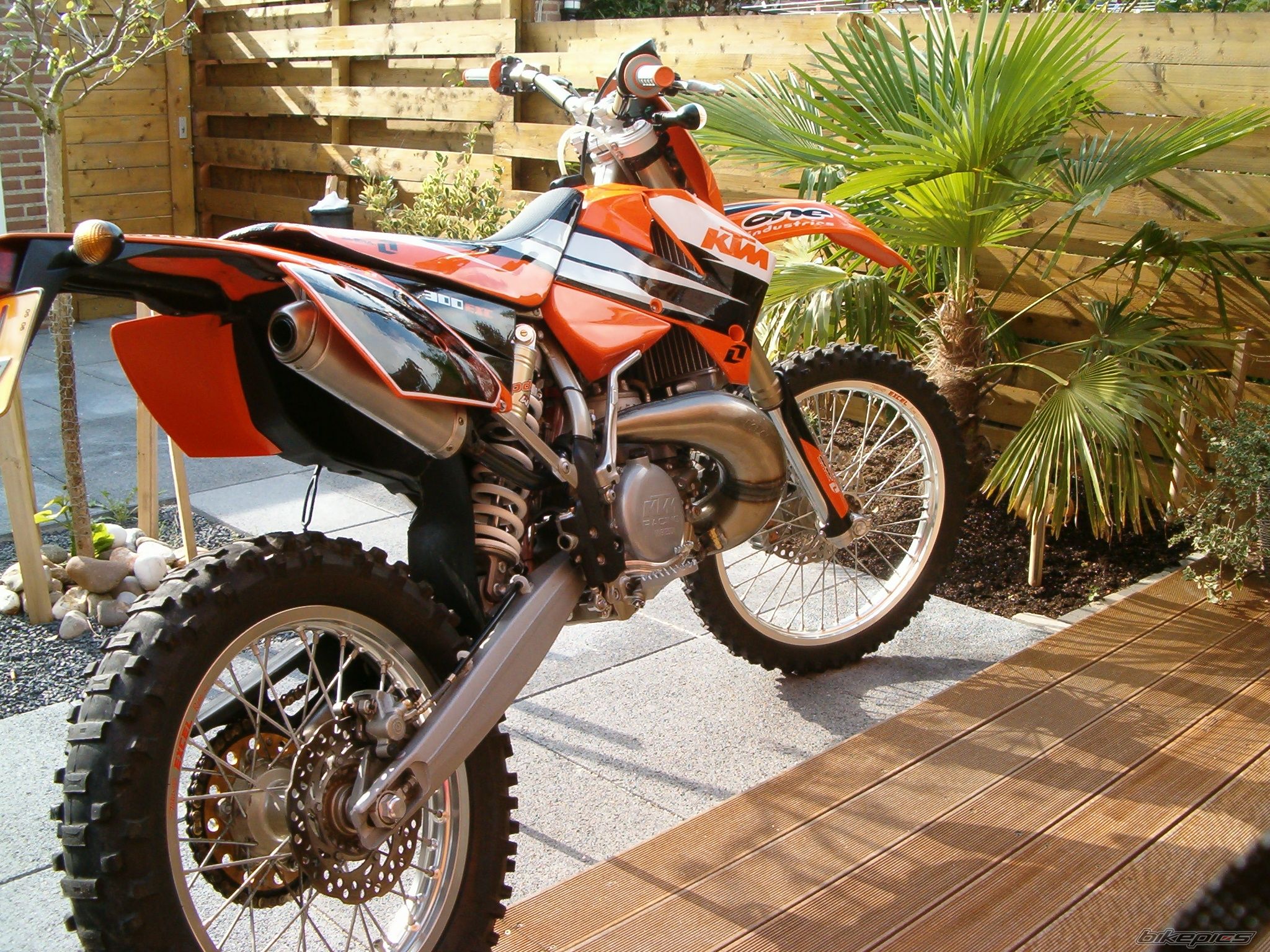Bike Photo 799207