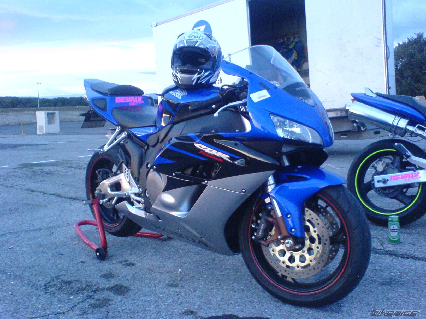Bike Photo 799622
