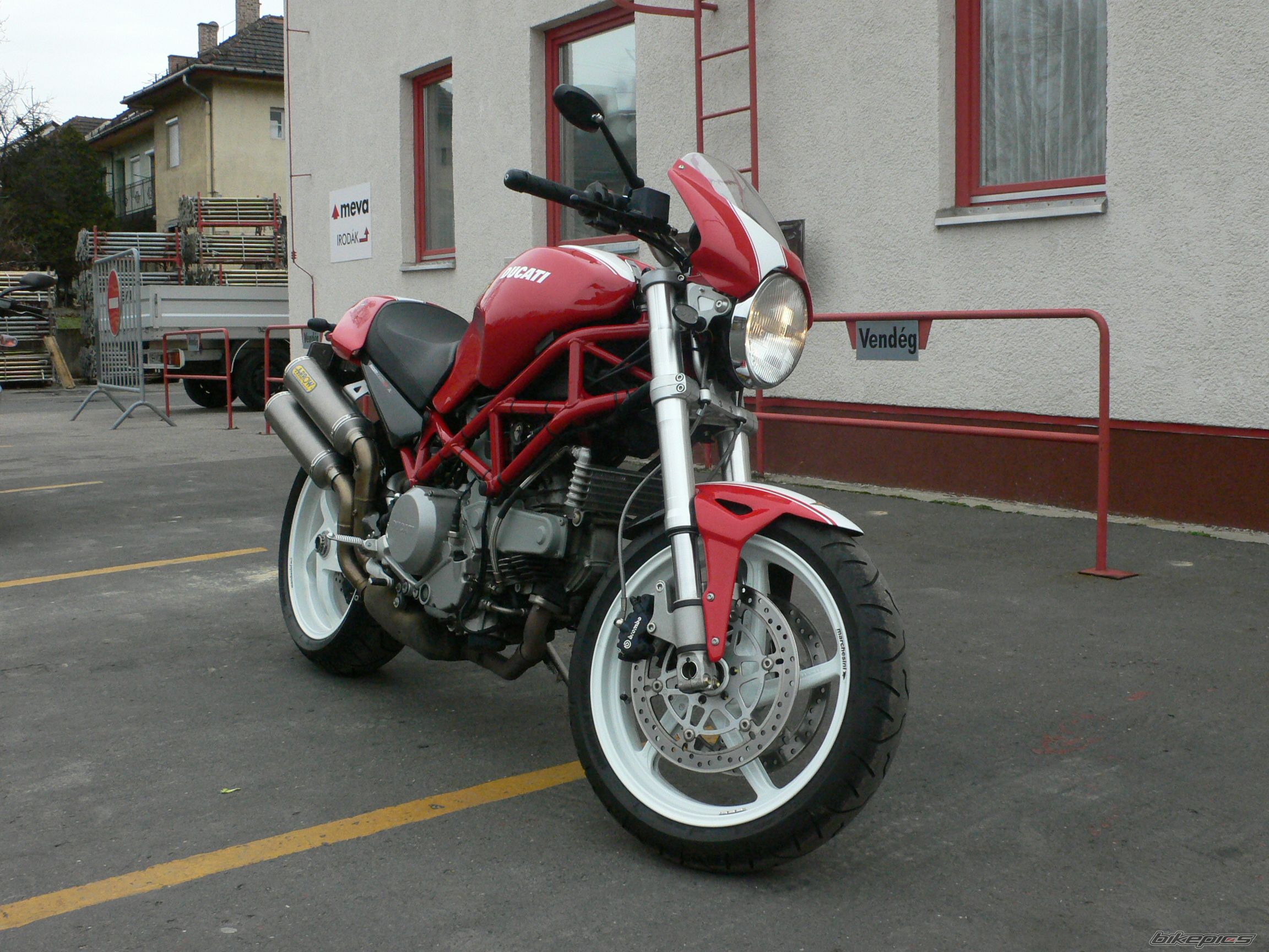 Photo 805428