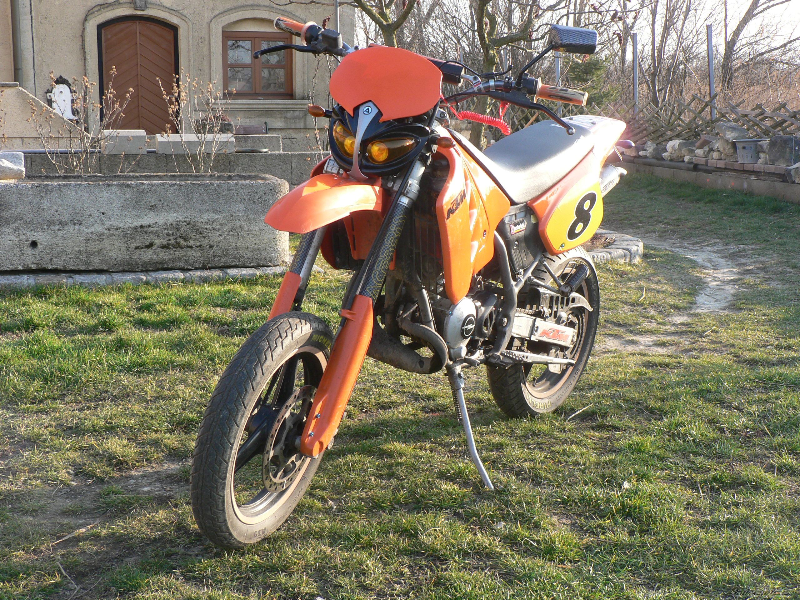 Photo 806092