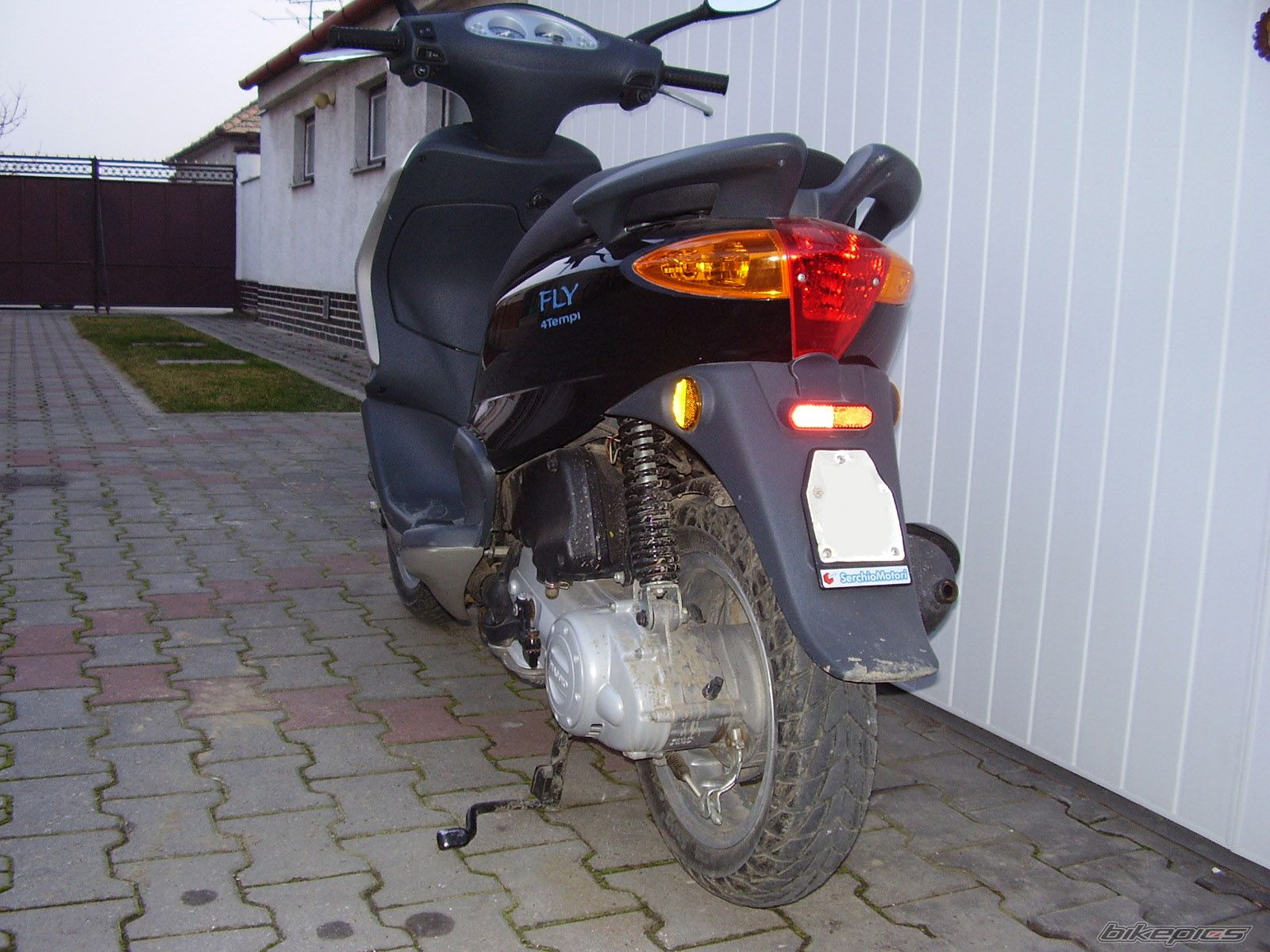 Photo 807895