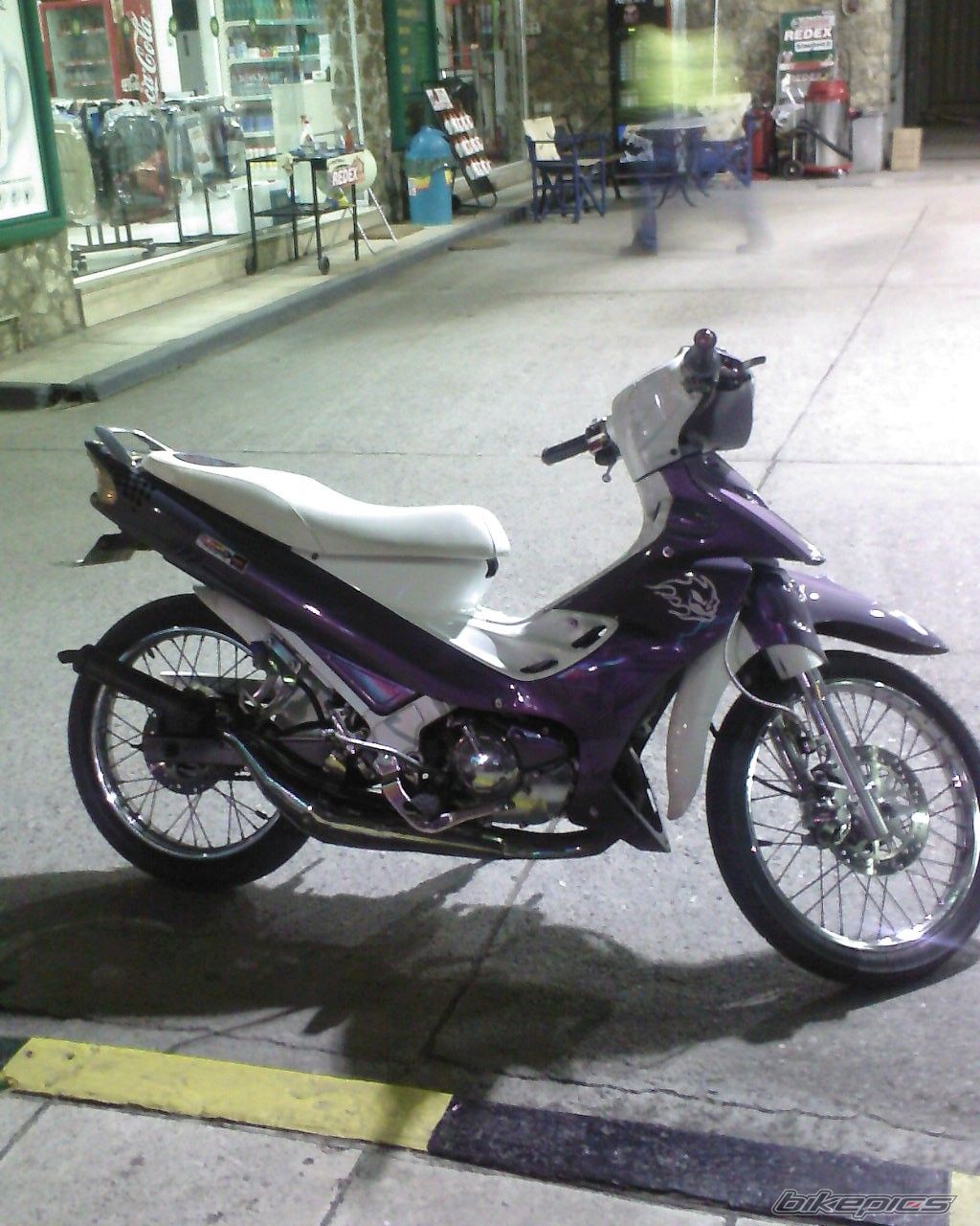 Photo 810410