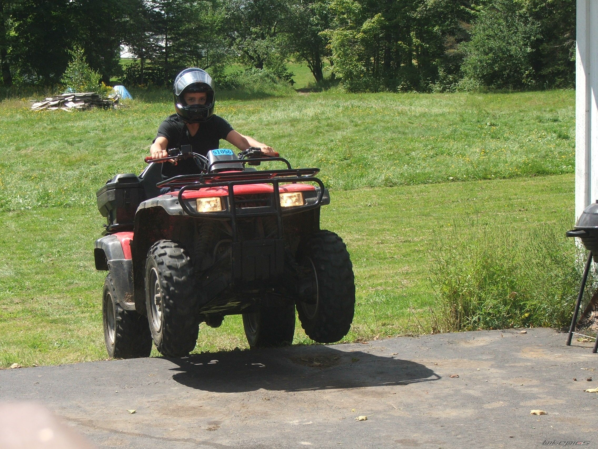 Photo 813415