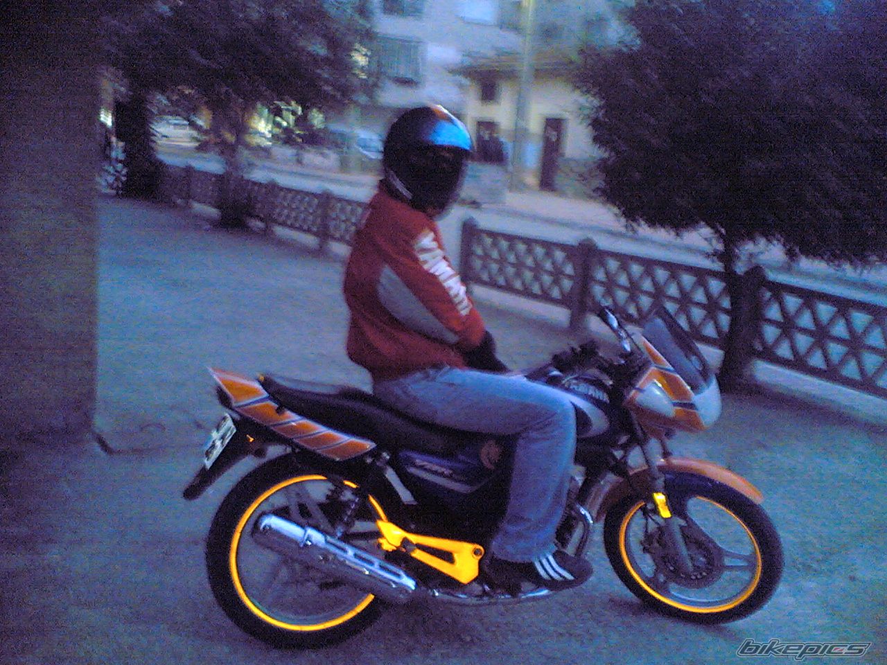 Bike Photo 813895