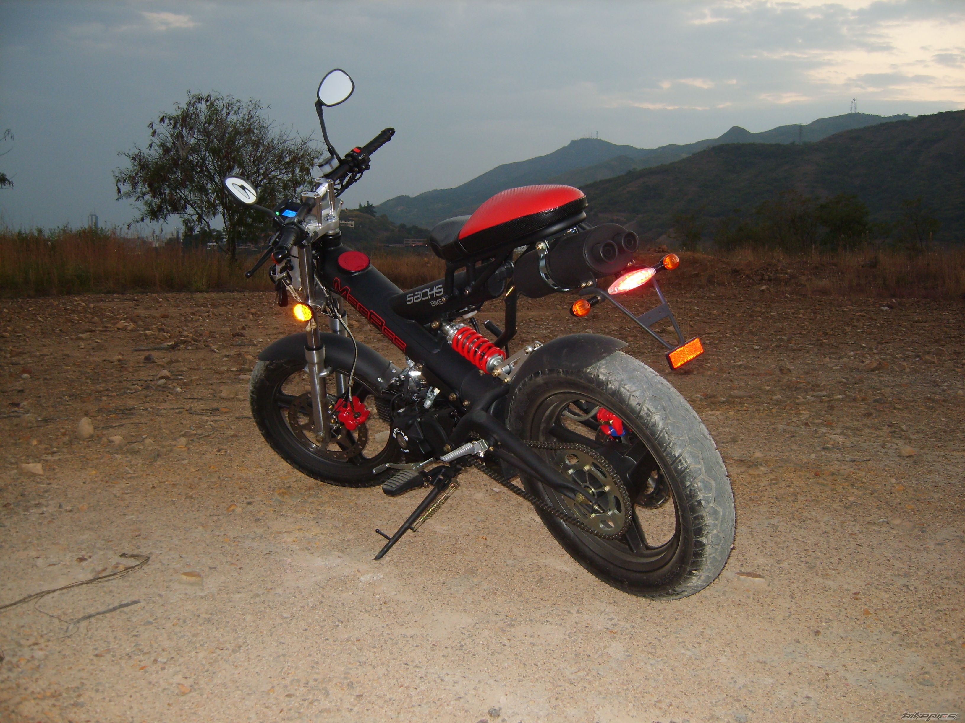 Bike Photo 818156