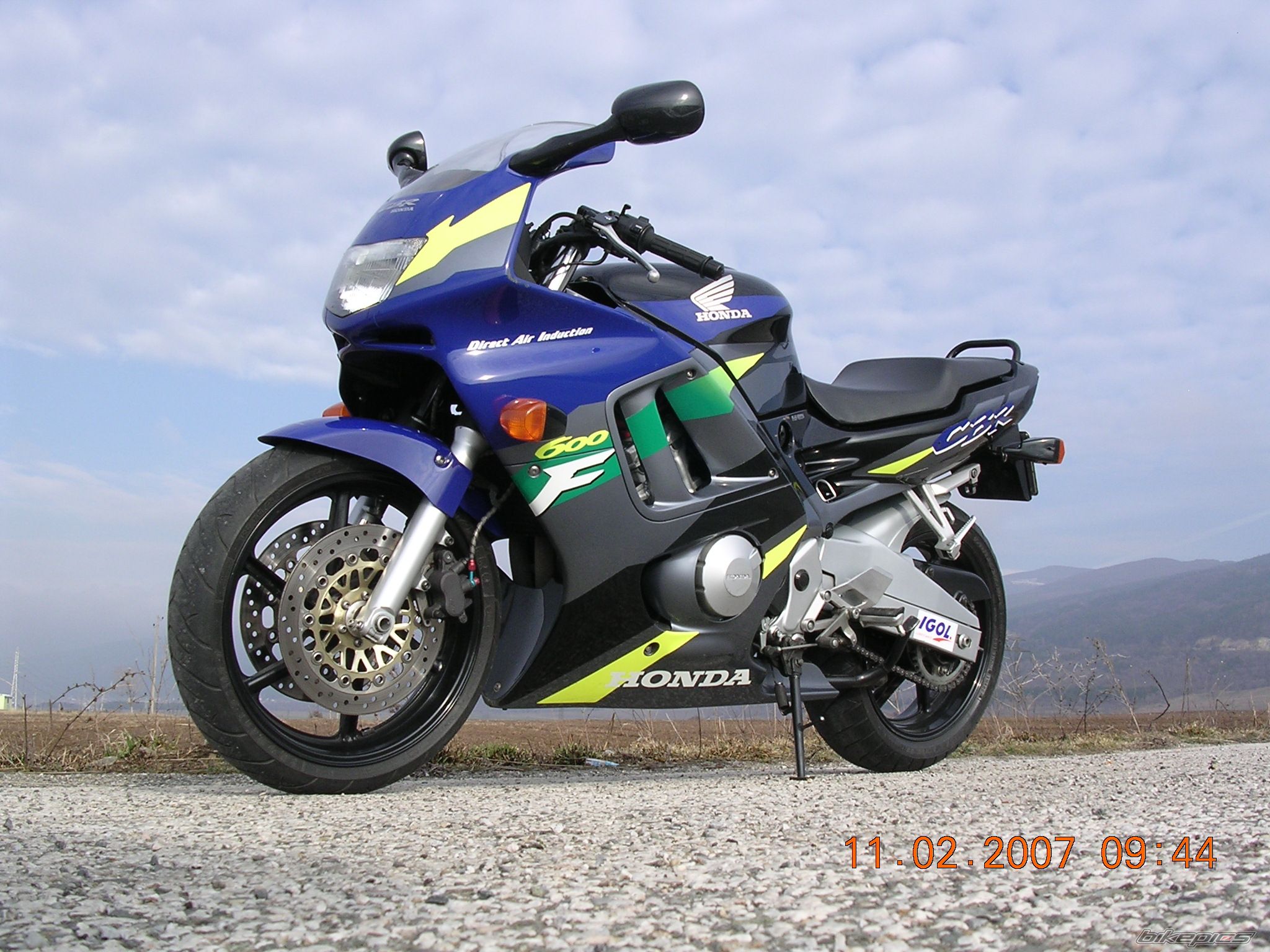 Bike Photo 818999