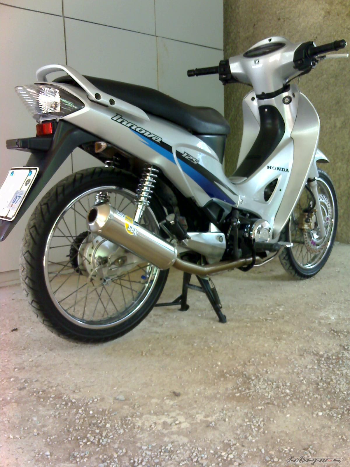 Photo 823036