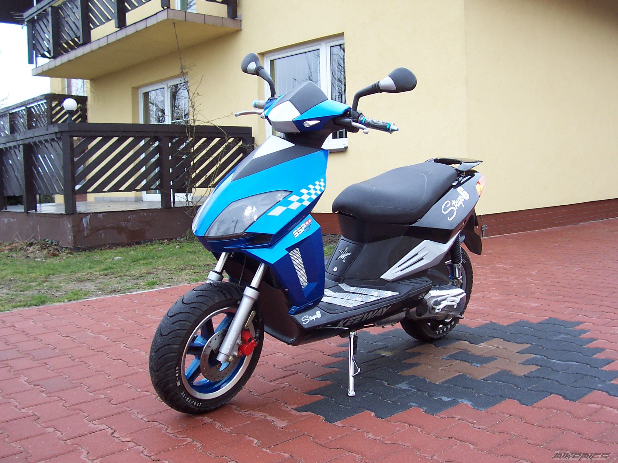 Bike Photo 823321
