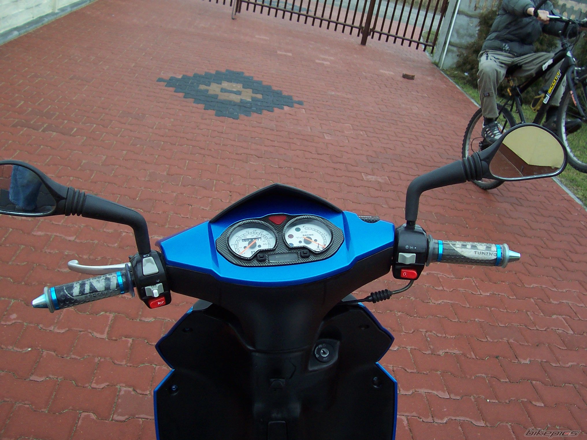 Bike Photo 823326
